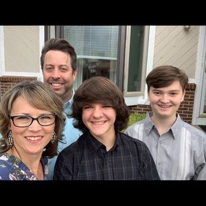 Meet your Posher, Ethan